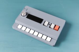 photo of SnapBeat (Gray) full assembled, the simple Lo-fi sampler