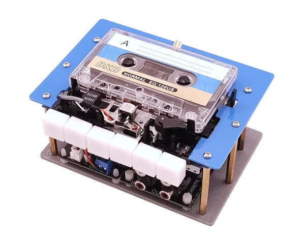 cassette player and tape recorder (blue)