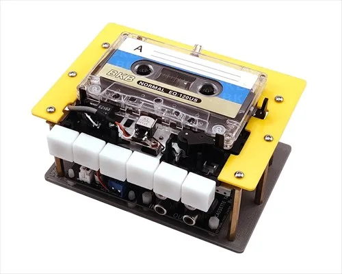 cassette player and tape recorder (yellow)